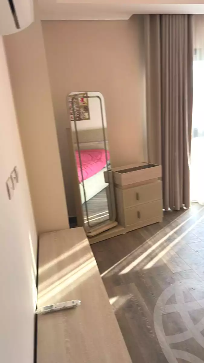 https://aqarmap.com.eg/ar/listing/7371321-for-rent-cairo-el-sheikh-zayed-city-compounds-zyd-wr-llttwyr-z-tower