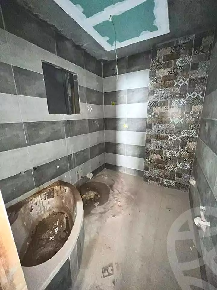 https://aqarmap.com.eg/ar/listing/7371333-for-sale-alexandria-al-agamy-lbytsh-mohamed-el-fardi-st