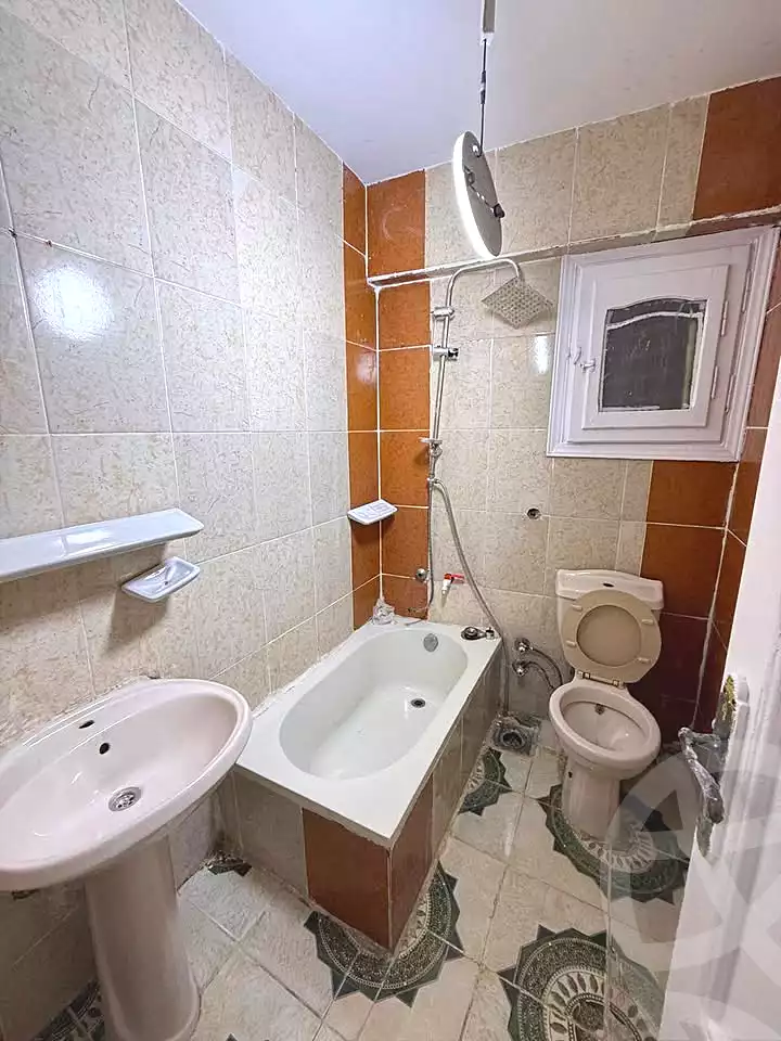 https://aqarmap.com.eg/en/listing/7371620-for-sale-alexandria-al-agamy-shataa-el-nakheel-street-10