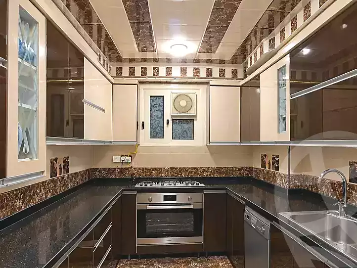 https://aqarmap.com.eg/ar/listing/7371952-for-sale-suez-el-arebaaen-nile-street