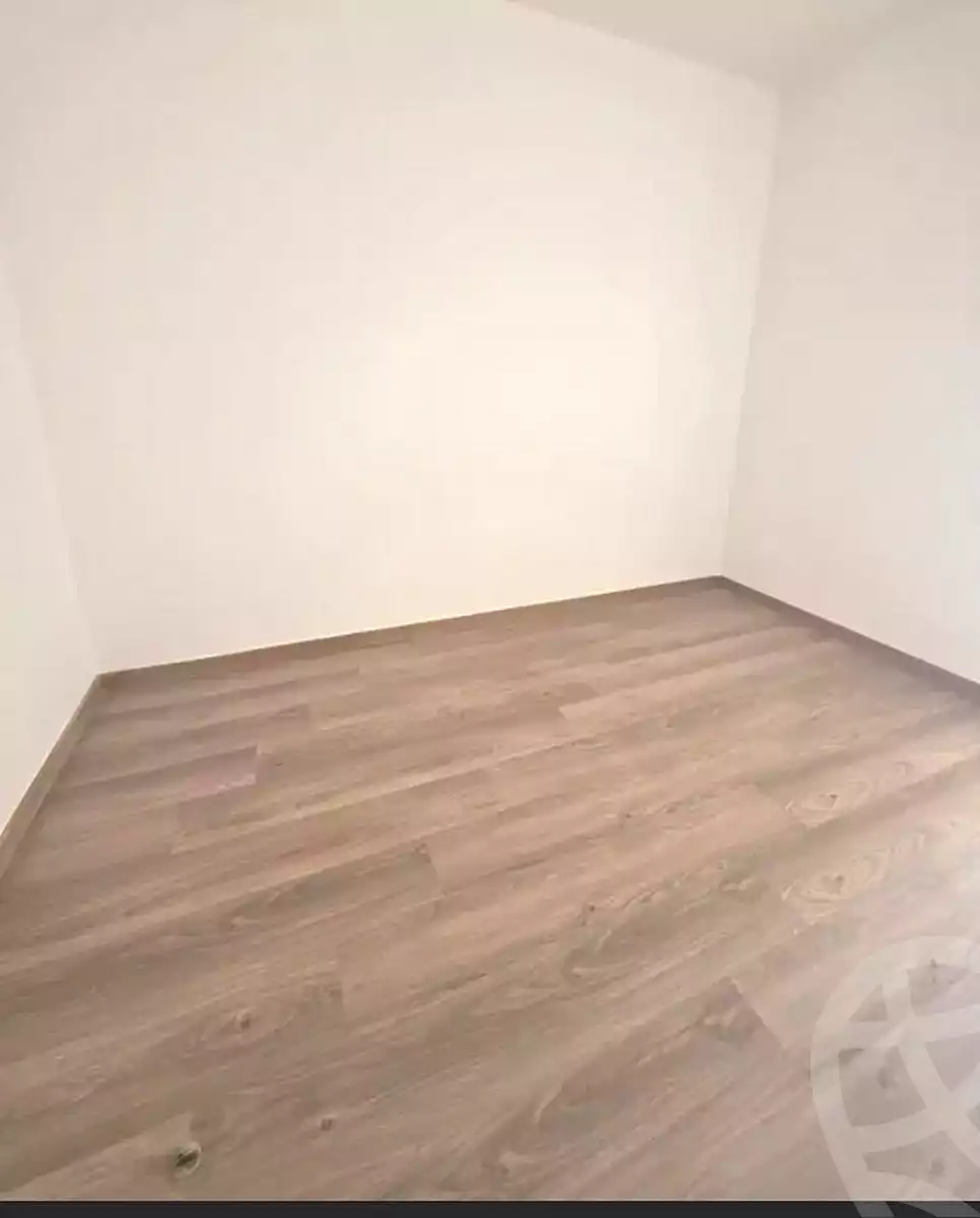 https://aqarmap.com.eg/ar/listing/7372511-for-rent-cairo-new-cairo-compounds-fyfth-skwyr-mwl-lmrsm-llttwyr