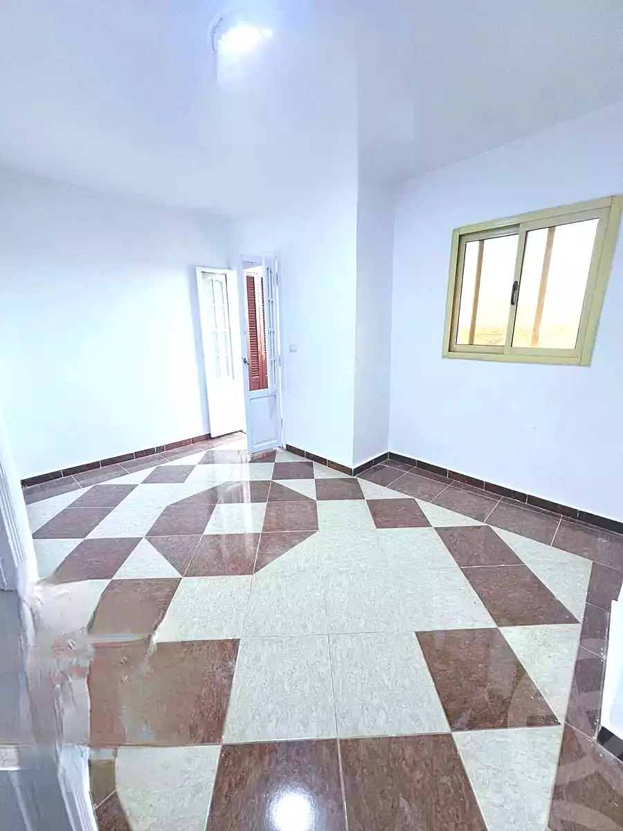 https://aqarmap.com.eg/ar/listing/7373124-for-sale-alexandria-lsywf-el-falki