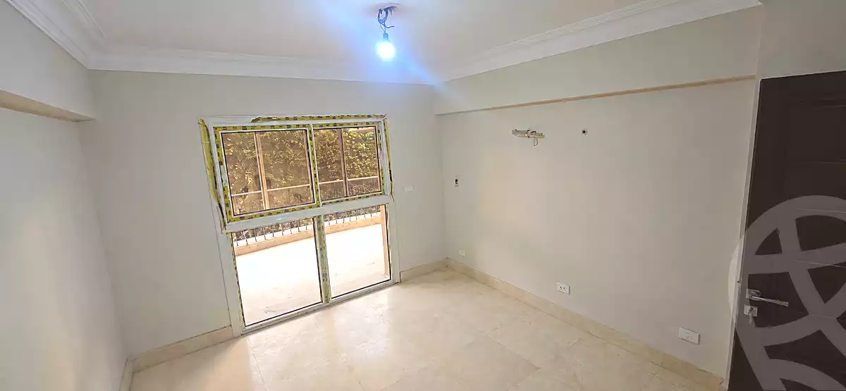 https://aqarmap.com.eg/en/listing/7373209-for-sale-cairo-new-cairo-lrhb-city-mtdd-lrhb-phase-8