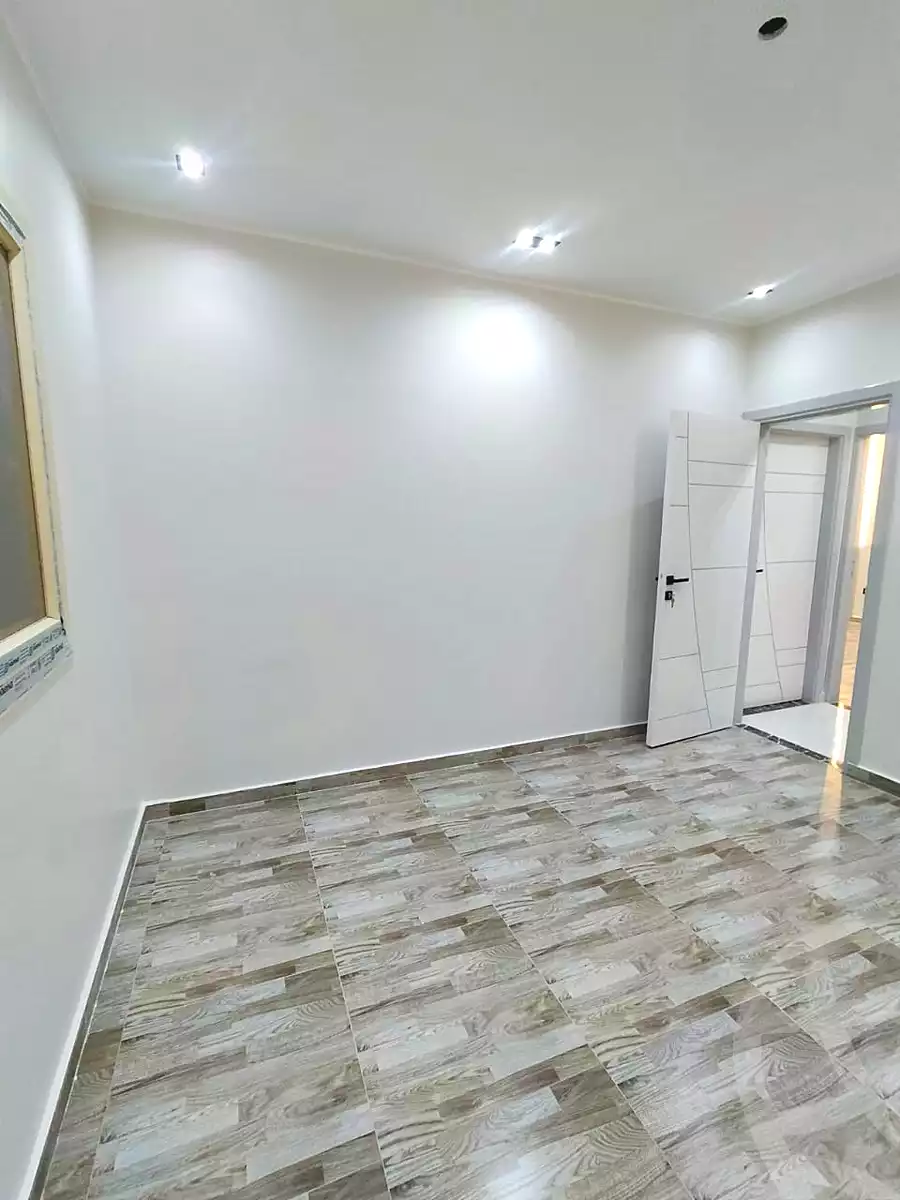 https://aqarmap.com.eg/ar/listing/7373823-for-sale-cairo-6th-of-october-hadaeq-october-compounds-el-fardoos-city