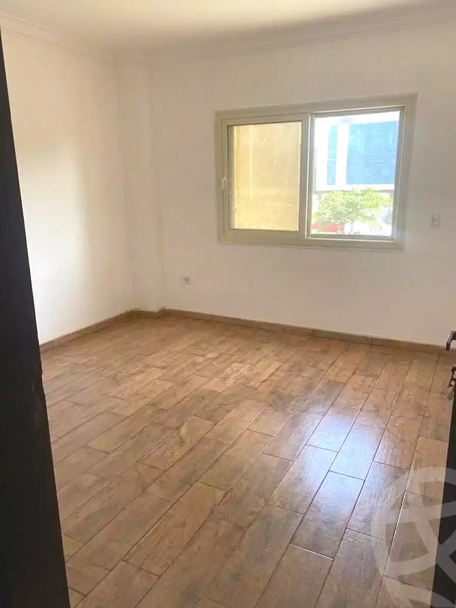 https://aqarmap.com.eg/en/listing/7373883-for-rent-cairo-new-cairo-compounds-mivida-mivida-business-park-emaar