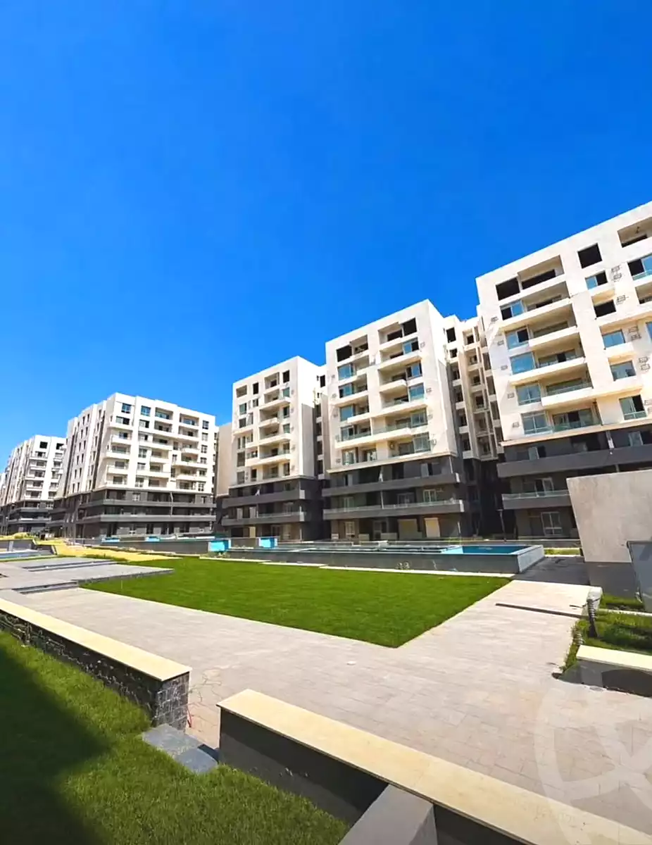 https://aqarmap.com.eg/en/listing/7374017-for-sale-cairo-new-cairo-compounds-dh-ykwn-2-ryzydns-styl-hwm