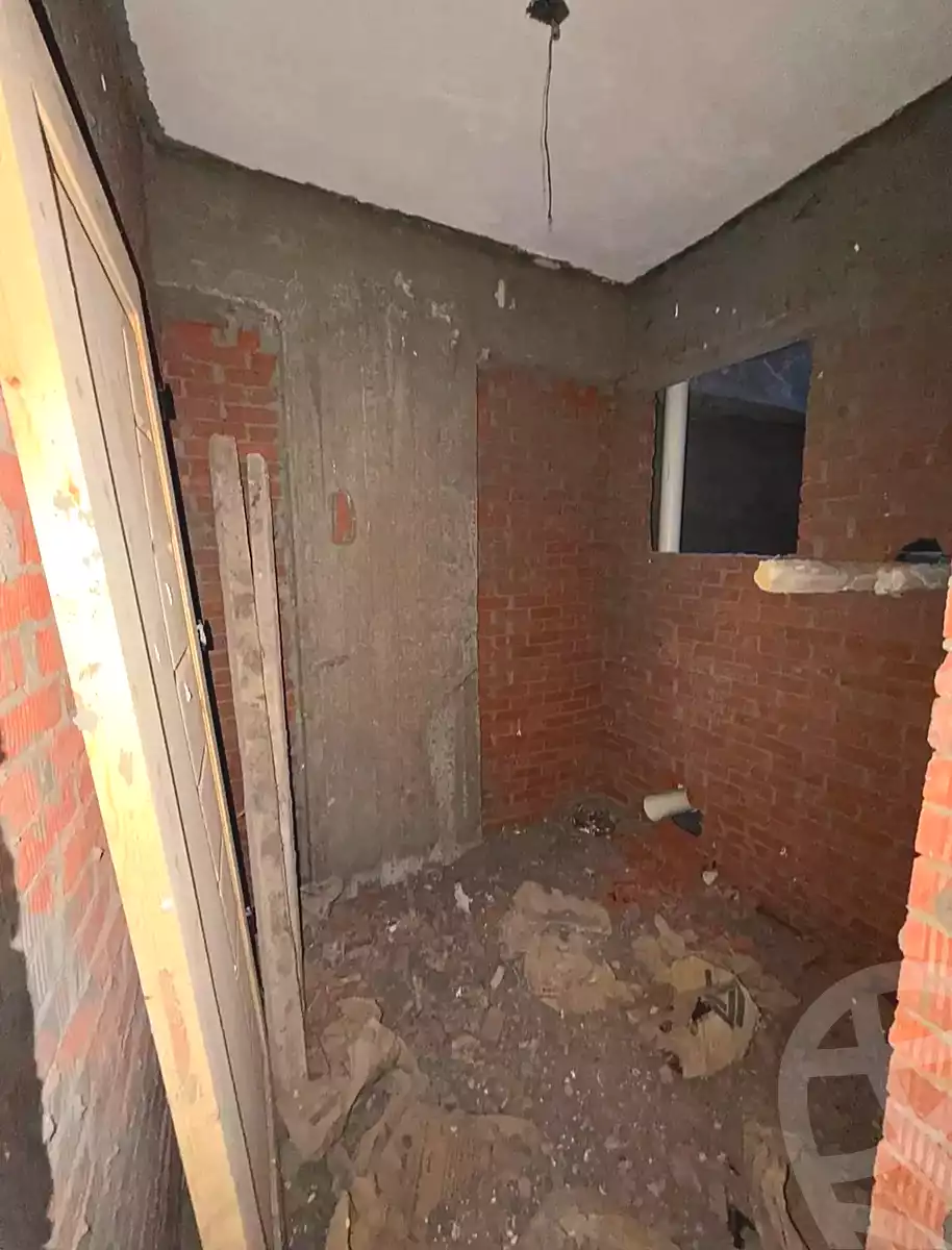 https://aqarmap.com.eg/en/listing/7373001-for-sale-alexandria-al-agamy-lbytsh-ibrahim-othman-st