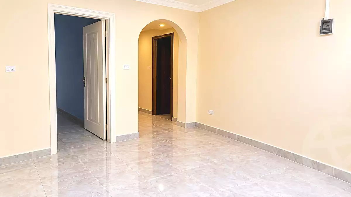 https://aqarmap.com.eg/ar/listing/7374672-for-sale-cairo-ain-shams-ain-shams-el-sharkia-el-zahraa-st