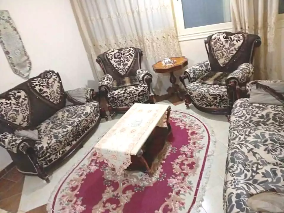 https://aqarmap.com.eg/ar/listing/7374990-for-rent-alexandria-al-agamy-lbytsh-al-samalehy-2-st