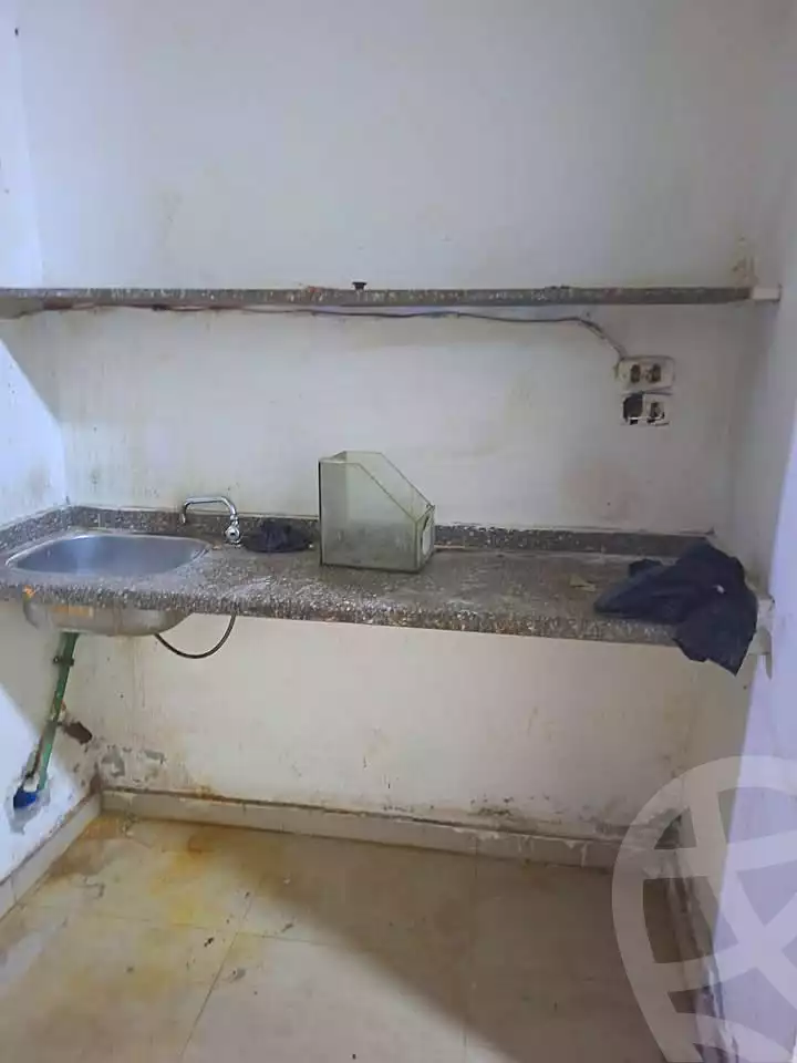 https://aqarmap.com.eg/ar/listing/7375129-for-rent-alexandria-lsywf-el-seyouf-bahri-abd-el-salam-aref-st