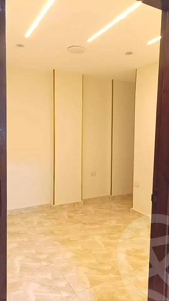 https://aqarmap.com.eg/ar/listing/7375919-for-sale-alexandria-al-agamy-lbytsh-khalil-ballw-st