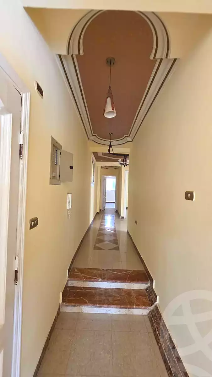 https://aqarmap.com.eg/ar/listing/7377288-for-rent-cairo-new-cairo-ganob-el-akadamiya-south-academy-a-zaid-ebn-haretha-st