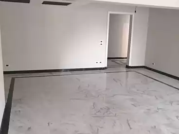 For rent in El Sad El Ali, Vini Sq, 720 sqm