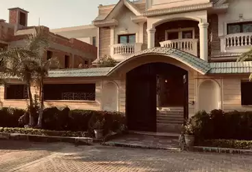 Clinics For sale - 2 rooms - floor 1