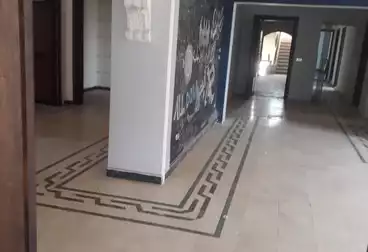 Administrative For rent - 9 rooms - floor 4