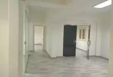 Administrative For rent - 11 rooms - floor 2