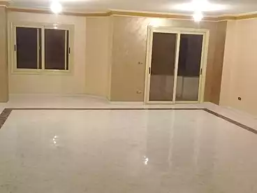 مكاتب للإيجار في شارع الثورة، الدقي، 520 متر