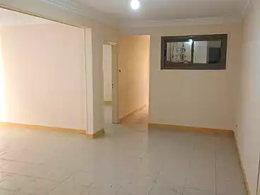 مكاتب للإيجار في ميدان فيني، الدقي، 300 متر