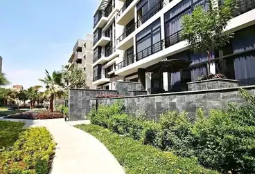 I receive a 71 sqm ground floor apartment in Jardim, fully finished, on Southern 90th Street, with facilities