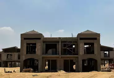 للبيع تاون هاوس  درة 220م تقسيط  فليدج ويست الشيخ زايد village west