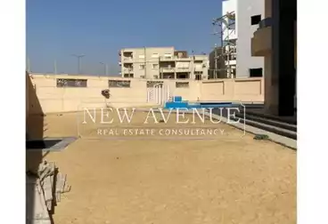 https://aqarmap.com.eg/ar/listing/4704214-for-sale-cairo-el-shorouk-h-lnd