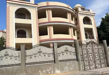 Apartments For sale in El Shaheed Mohamed Abd El Latif El Shimi St.