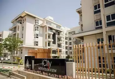 Resale Apartment @ICity ClubPark in October Inst.