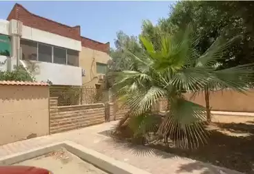 Villa for sale, adjacent to the ninth, 10th of Ramadan, 300 meters, duplex