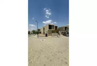 https://aqarmap.com.eg/en/listing/4817783-for-sale-cairo-new-cairo-compounds-eastown-eastown-parks