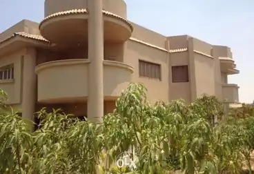 Separate Villa For sale in Evergreen Compound - Pyramids