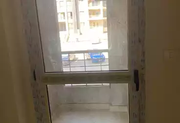 130 sqm ground floor apartment with private garden for sale in Dar Misr Al Andalus Compound, New Cairo, immediate receipt