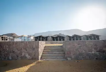 https://aqarmap.com.eg/ar/listing/4916244-for-sale-ain-elsokhna-resorts-mjd