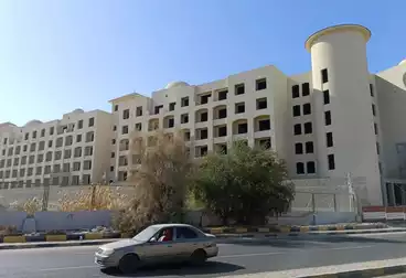  شقة غرفتين وصالة 97 متر Street view ب Atlantis Resort بالهضبة بالقرب من الممشي السياحي بالغردقة