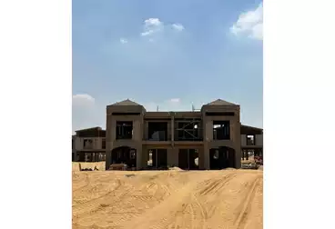 For sale, 226 sqm villa, delivery in 2024, Village West, Dorra Group, Sheikh Zayed 