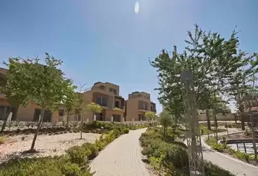 Villa for sale with garden in Palm Hills New Cairo