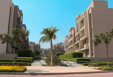 Apartment 195m with Garden 59m For sale in Fifth Square - Al Marasem