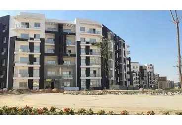 With 10% downpayment and installments over 10 years apartment in el maqsad