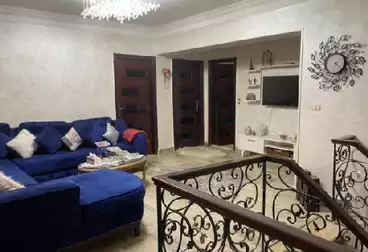 Duplex For sale in Area H