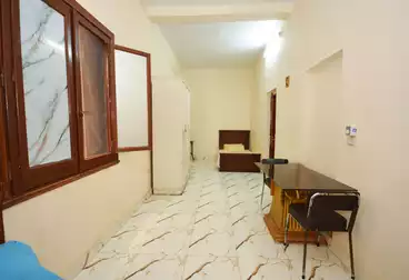 https://aqarmap.com.eg/en/listing/4973507-for-rent-alexandria-l-zryt-champollion-st