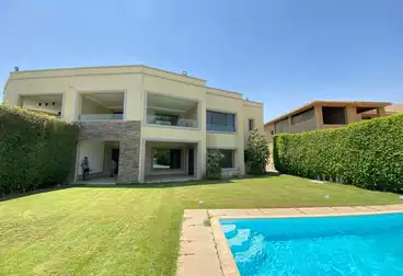 Amazing twin house for rent in katameya Dunes ultra modern 700 m with private swimming pool 