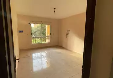 Apartment for sale in B1 Madinaty, first floor, garden view