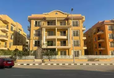 For sale apartment 163 sqm+ garden126 Al Khamayel Compound, Sheikh Zayed