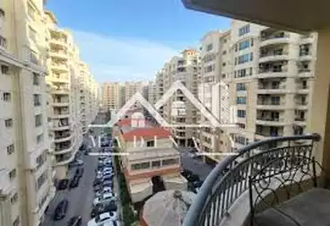 https://aqarmap.com.eg/ar/listing/4987949-for-sale-alexandria-smouha-compounds-in-smouha-antoniadis-city-compound