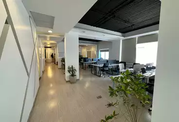 Administrative headquarters for rent, 220 sqm, with finishes, immediate receipt, in the southern 90th