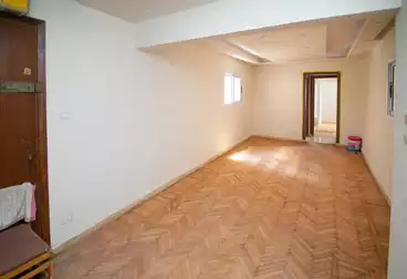 https://aqarmap.com.eg/ar/listing/5004650-for-sale-alexandria-lauran-shaarawy-st