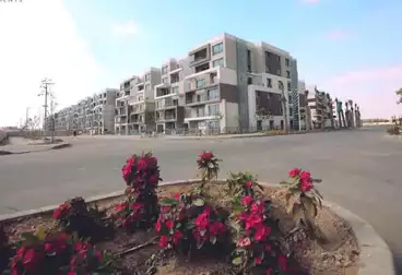 https://aqarmap.com.eg/ar/listing/5023421-for-sale-cairo-new-cairo-compounds-blm-hylz-nyw-kyrw