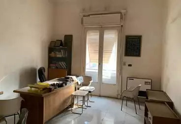 https://aqarmap.com.eg/en/listing/5026446-for-rent-cairo-downtown-tl-t-hrb