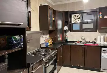 https://aqarmap.com.eg/ar/listing/5032610-for-rent-cairo-el-maadi-zahraa-el-maadi-al-khamseen-st