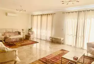 Twin House For rent in Royal Meadows Compound - Arco