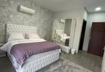 A Fully Furnished Apartment for rent at Courtyard -Sodic west